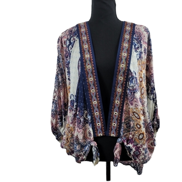 Eyeshadow Sweaters - Sale💎Eyeshadow Paisley Print Kimono Sz L